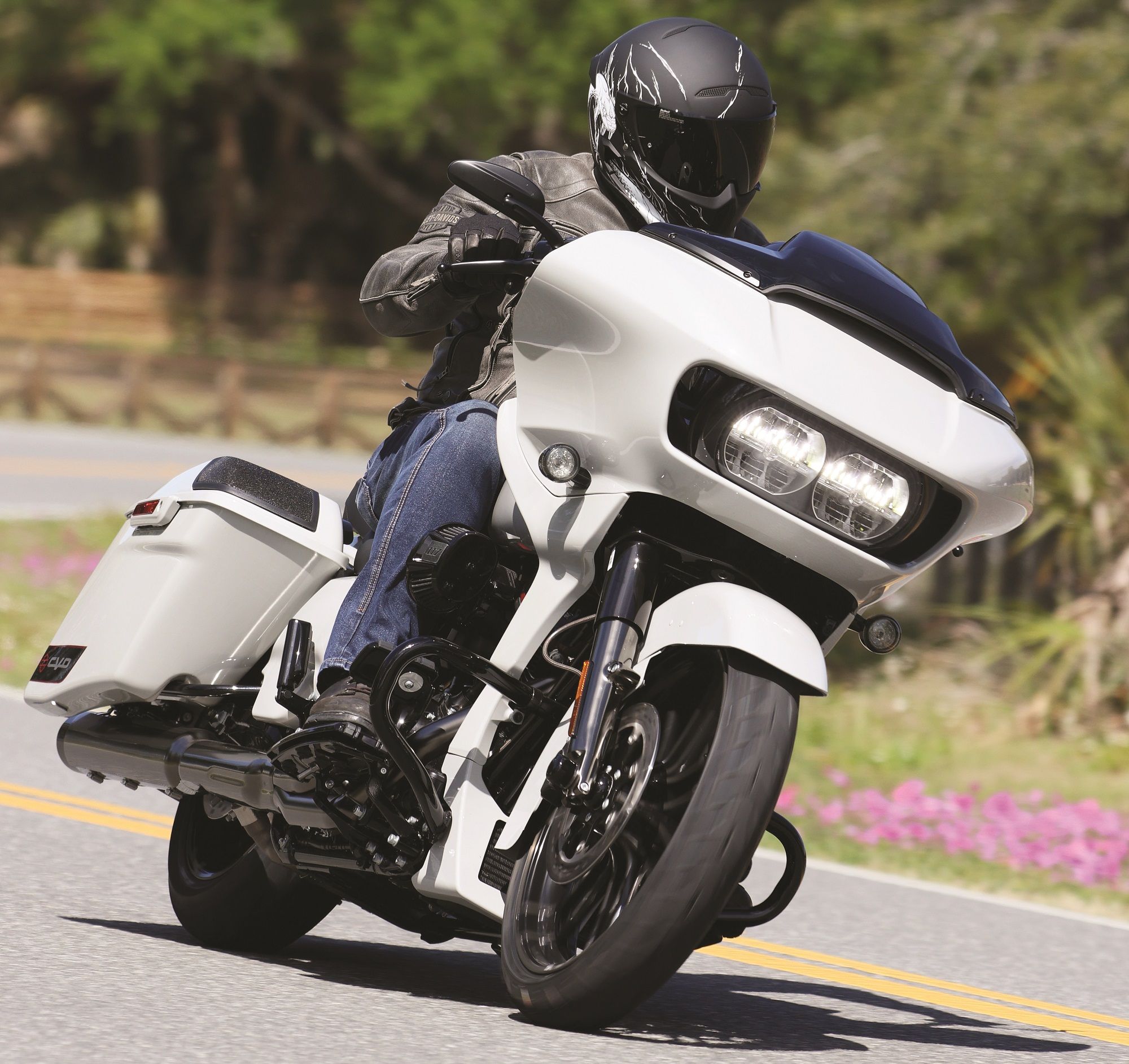 2020 Harley-Davidson CVO Road Glide FLTRXSE Motorcycle Review