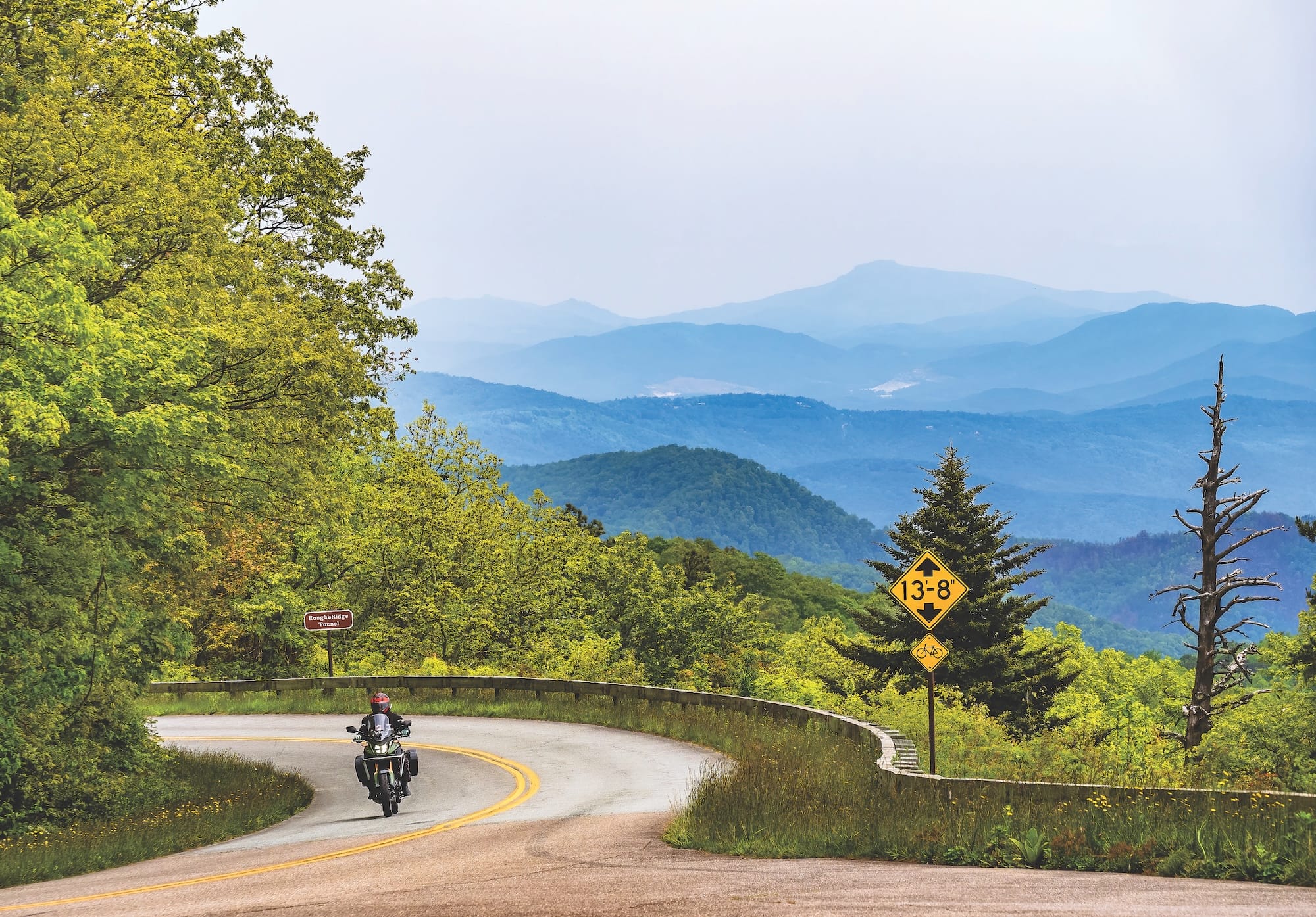 Blue Ridge Parkway: Endless Emerald Perfection