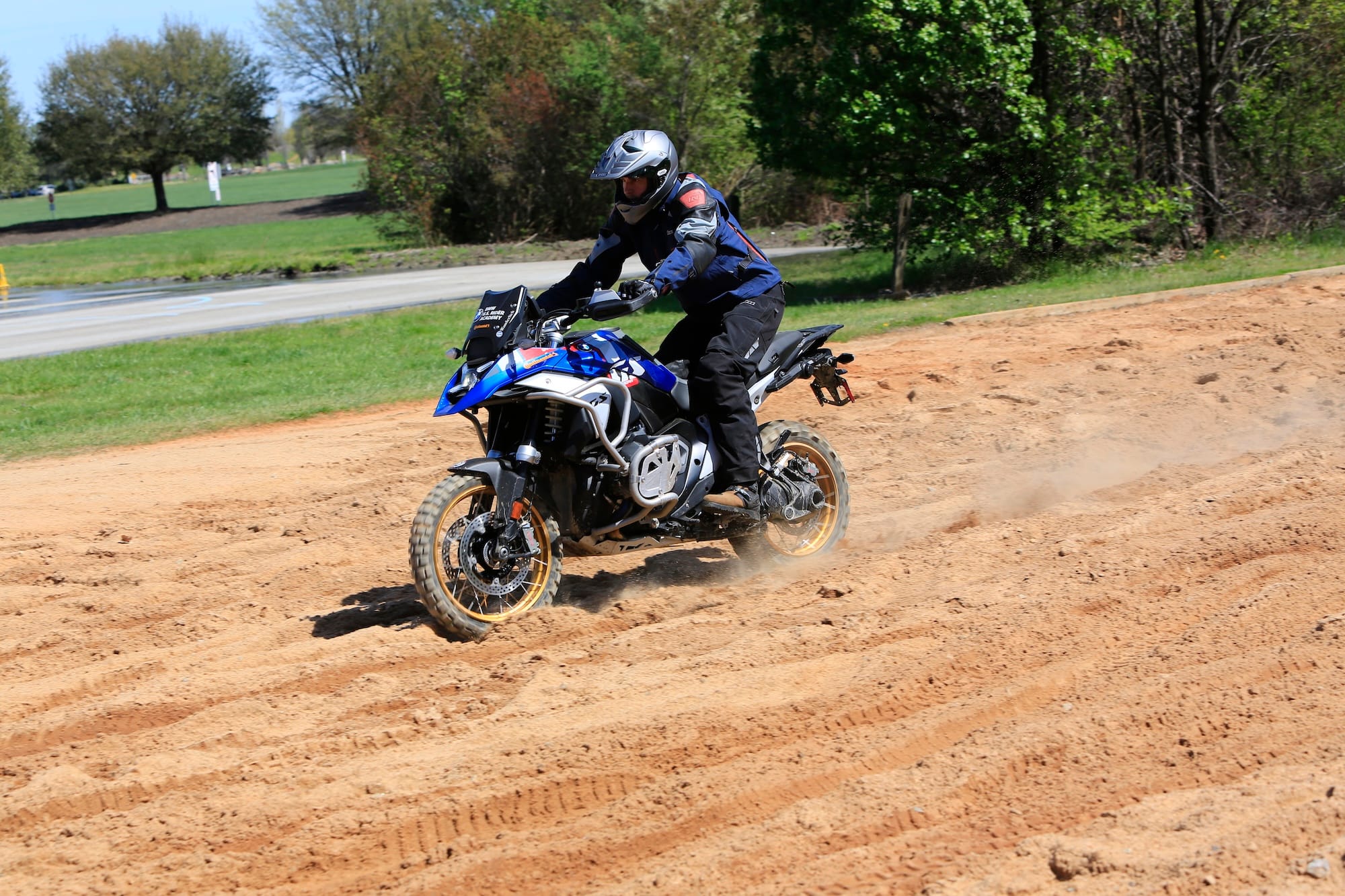 Continental TKC80² Performance—On and Off the Road