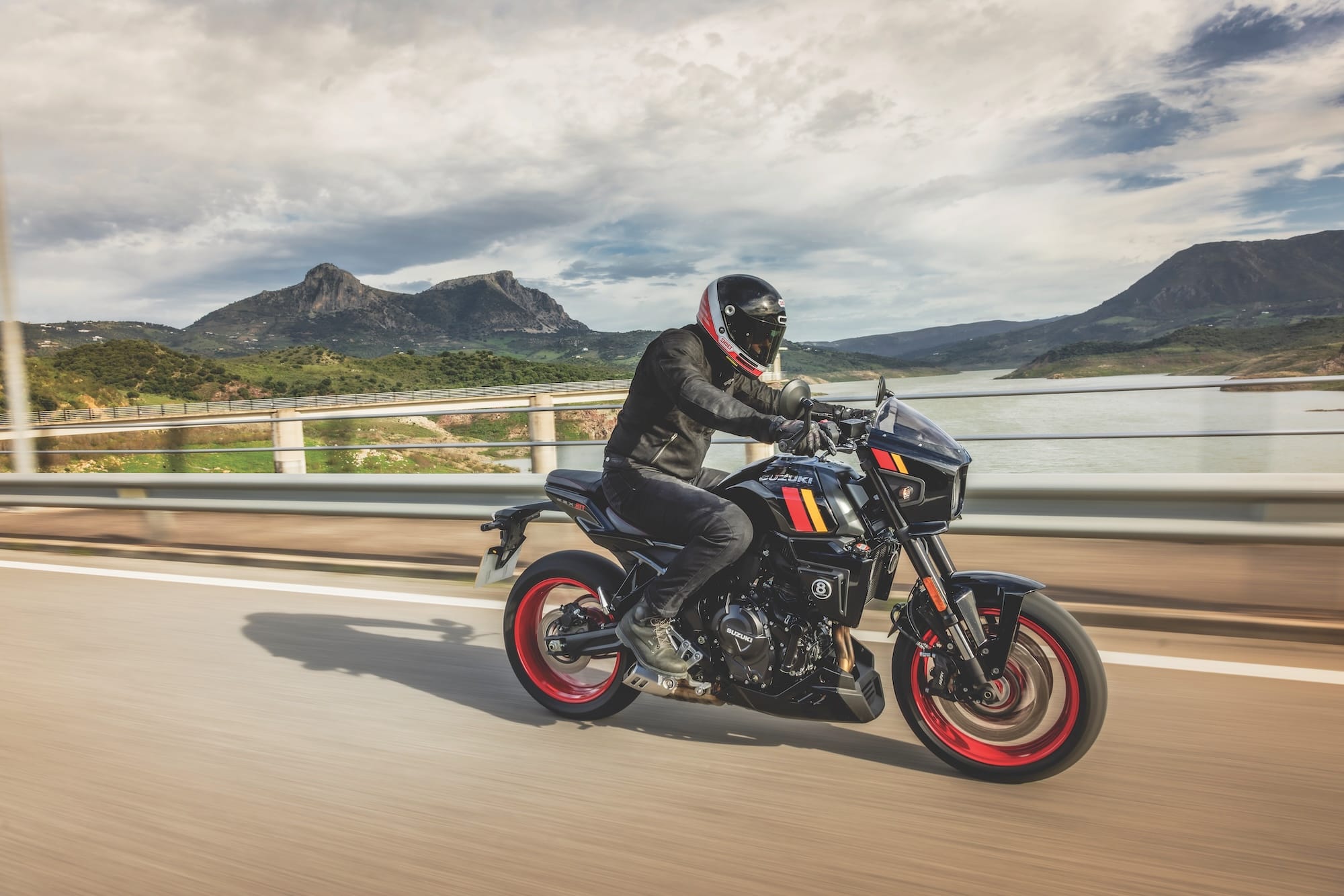 2026 Suzuki GSX-8TT