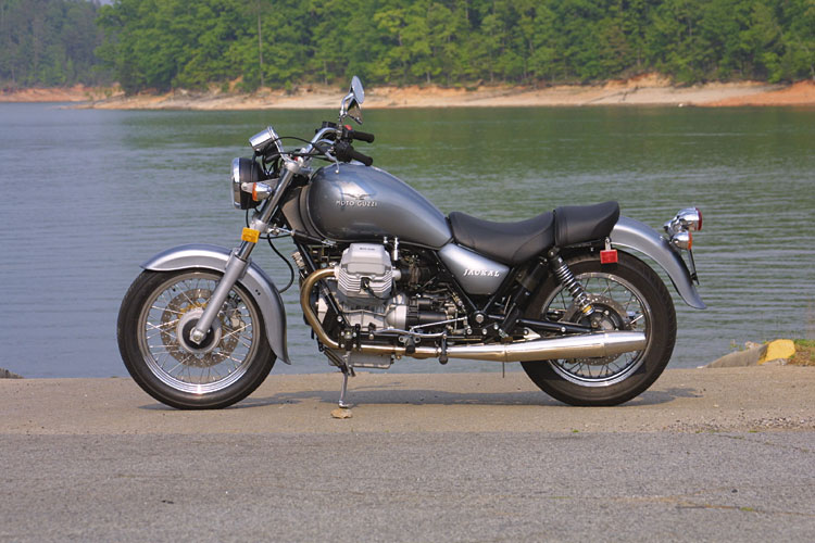 Moto Guzzi Jackal: Vintage Charm, Modern Thrills