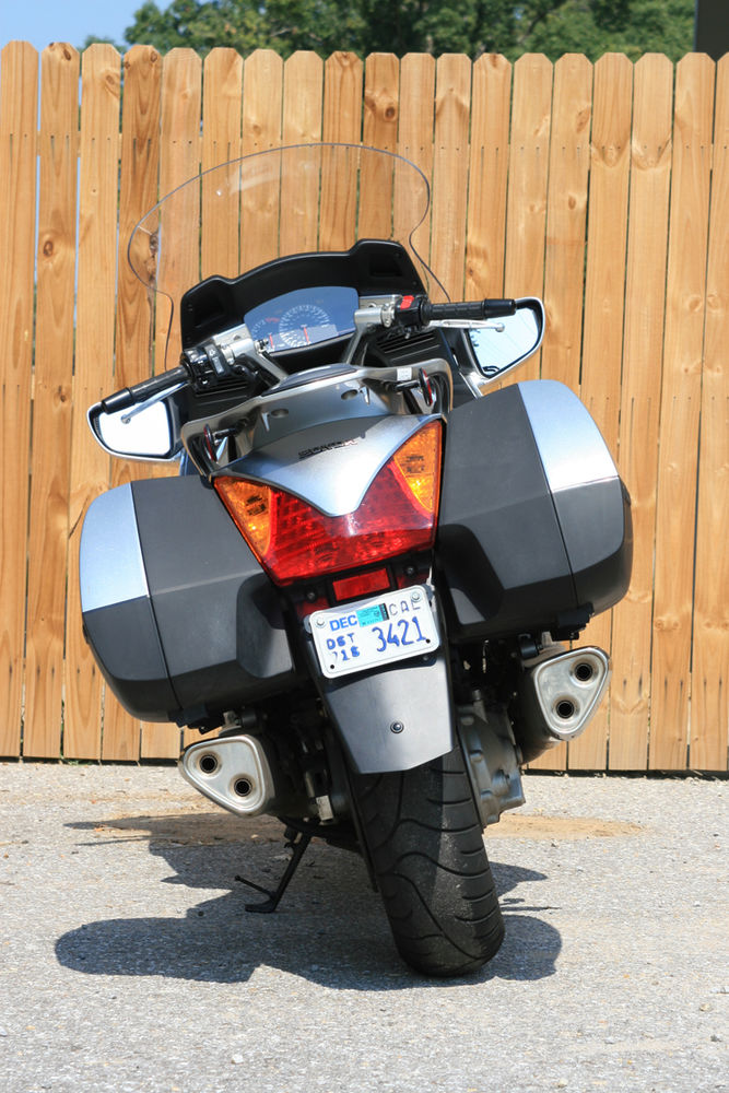 Honda st1300 top case online