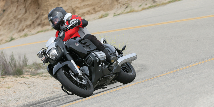 Review: 2014 Honda Gold Wing Valkyrie