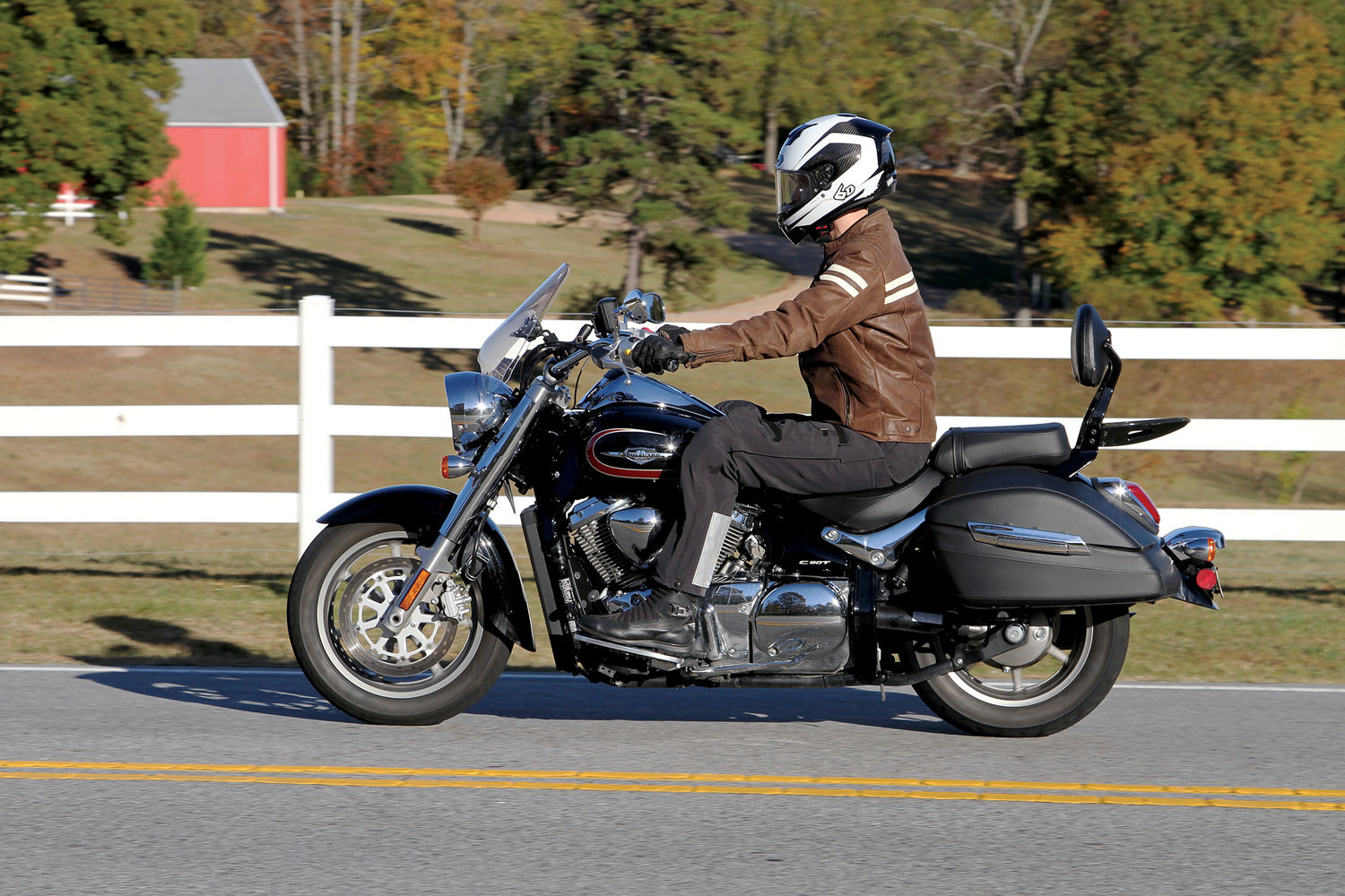 Motorcycle Review of the 2016 Suzuki Boulevard C90T