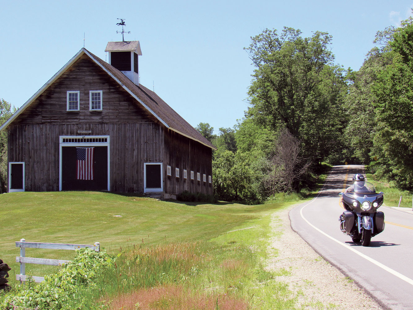 Brattleboro, Vermont Motorcycle Tour - RoadRUNNER Shamrock Tour®: Green Days