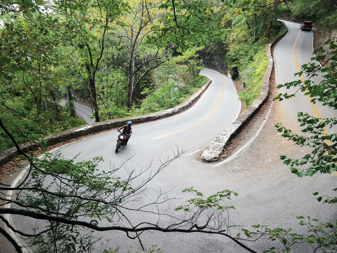 Rural Tennessee Motorcycle Ride: Chasing the Cumberland Curves