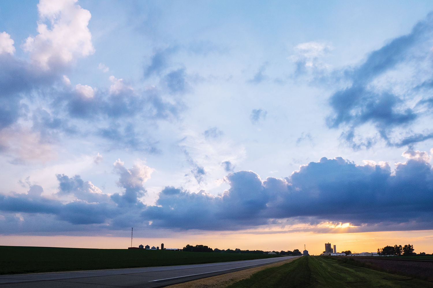 Riding an Electric Motorcycle From Nebraska to Illinois: In the Tire Tracks of a Pioneer Part 4